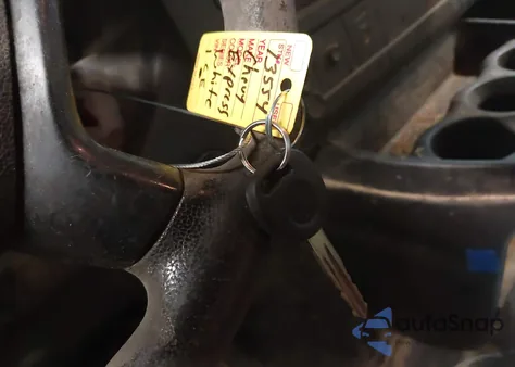 2011 Chevrolet Express 2500 Work Van from USA, damaged, VIN 1GCWGFCA0B1133724